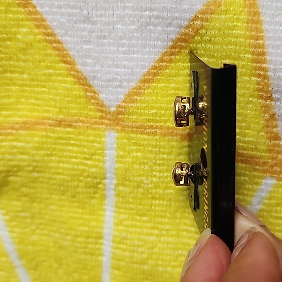 EUC - Vintage Gold toned Oval Studs Fashion Earrings for Pierced earrin… - Picture 4 of 7